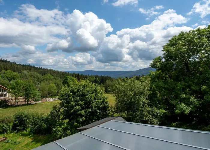 Δωμάτια σε οικογενειακή κατοικία L&b